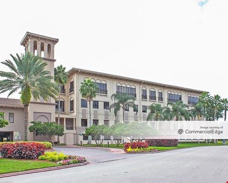 Office space for Rent at 400 Carillon Pkwy in St. Petersburg