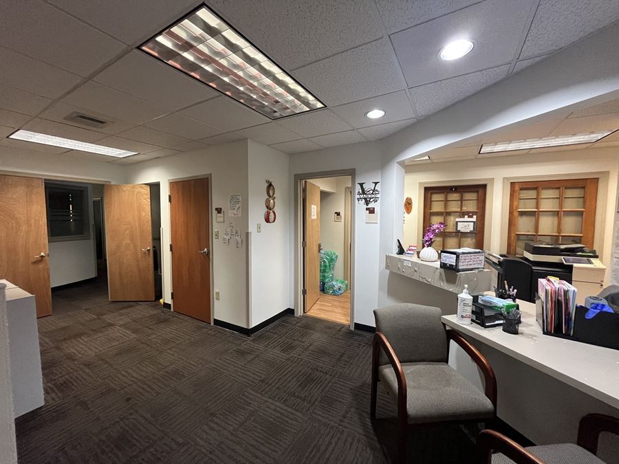 4,536 Freestanding Office Building
