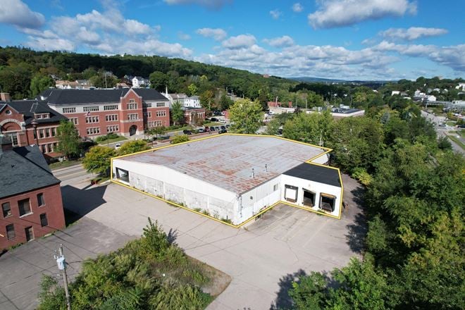 11 Blackstone River Road