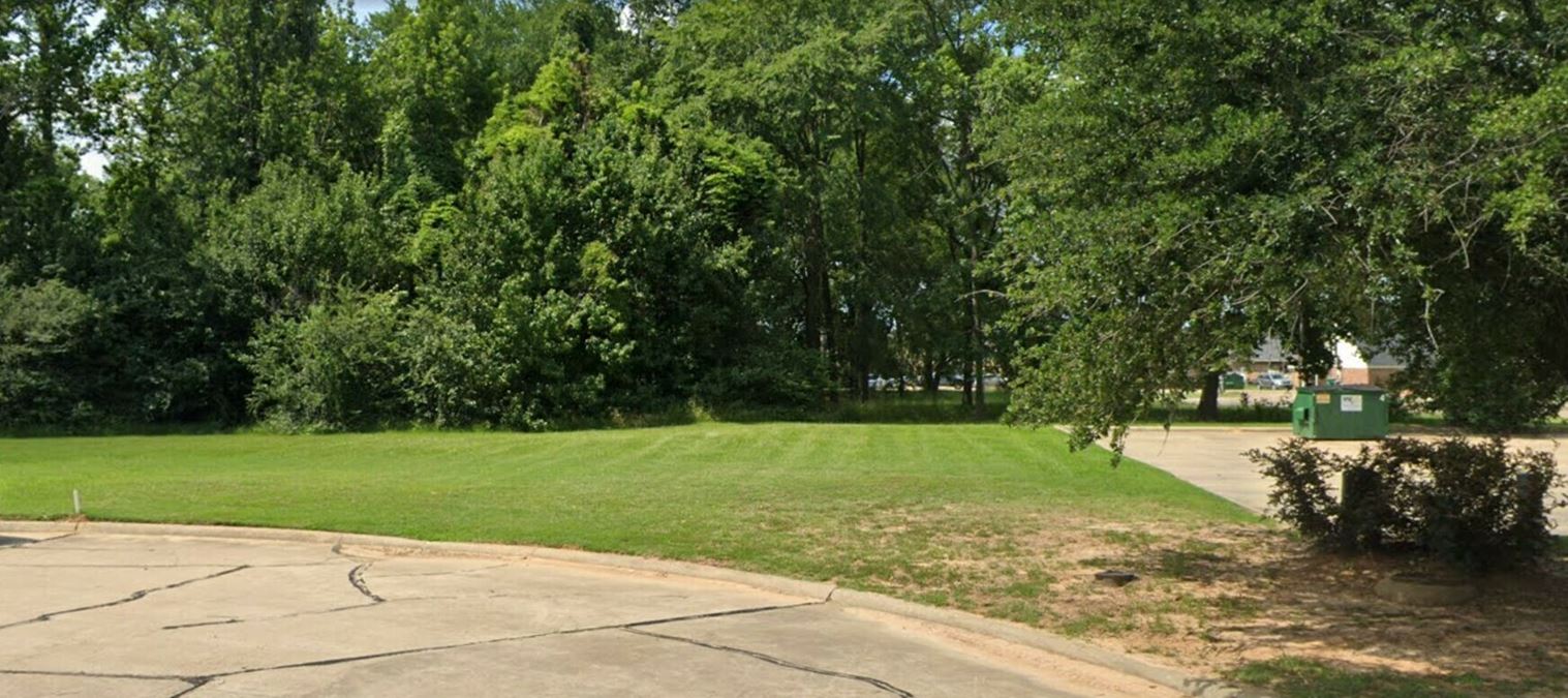 0.28 Acres For Retail/Office Development