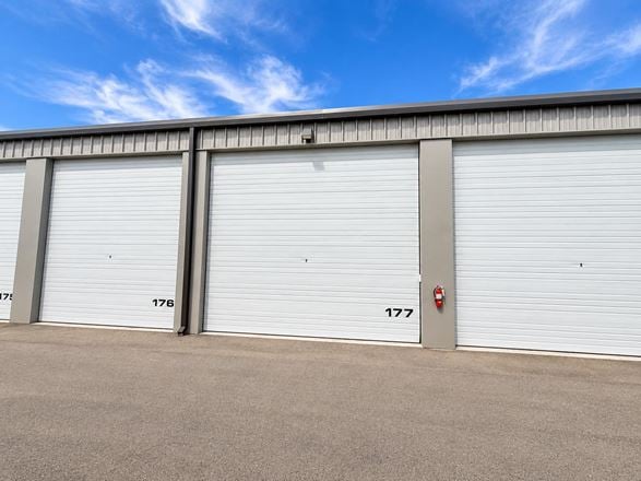 7373 South Federal Way