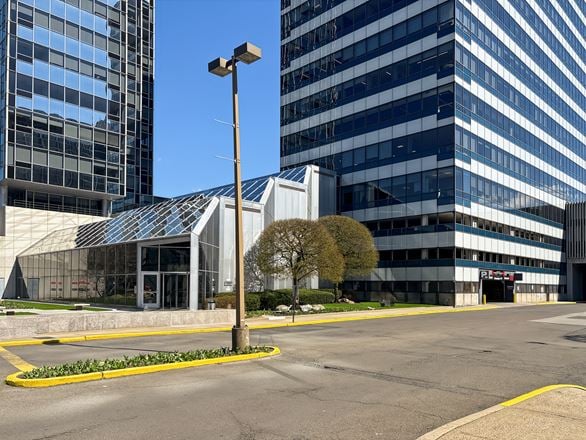 CT, Stamford - One Stamford Plaza
