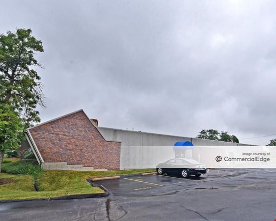 Corporate Square - 1173-1195 Corporate Lake Drive