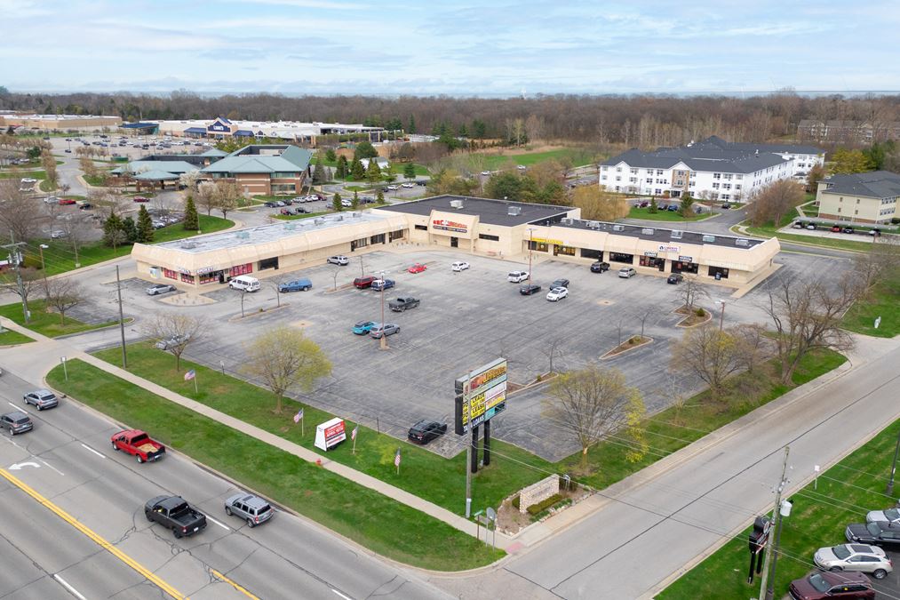 ABC Warehouse Plaza - Fort Gratiot