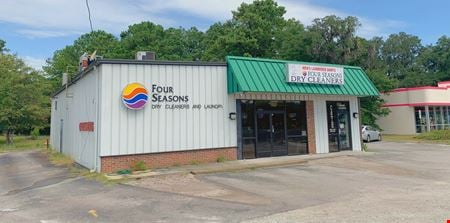 Retail space for Sale at 7015 Market St in Wilmington