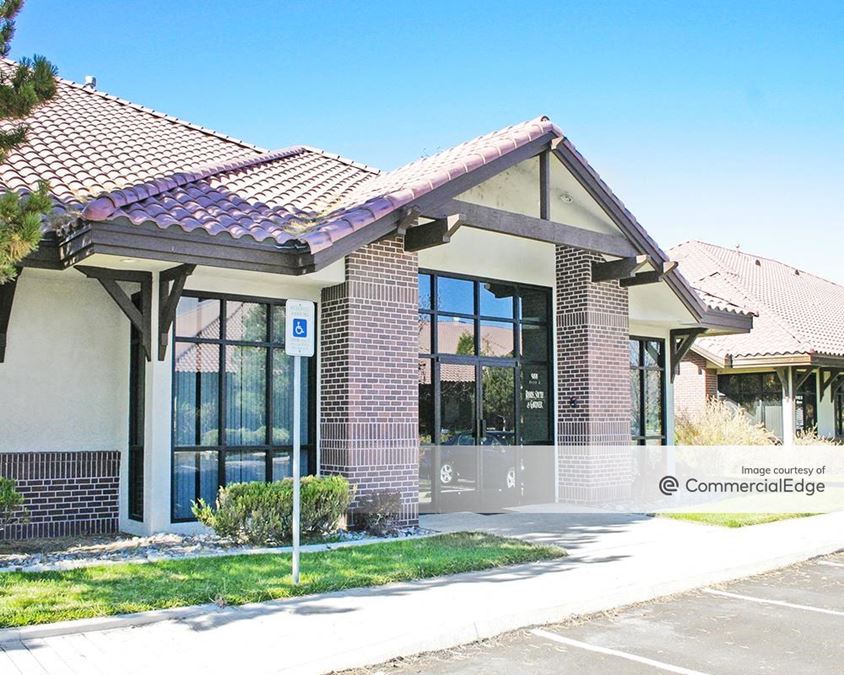 Double Diamond Professional Centre
