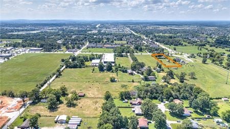 Photo of commercial space at 5516 Elm Springs Rd in Springdale
