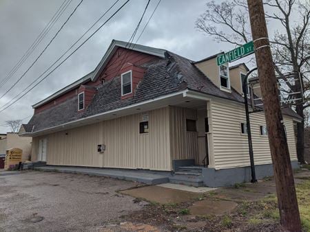 Fixer-upper Tavern/Restaurant with a Large Apartment - Painesville