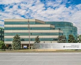Oakbrook Terrace Atrium