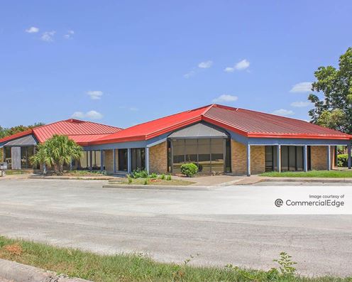 Acorn Hill Plaza