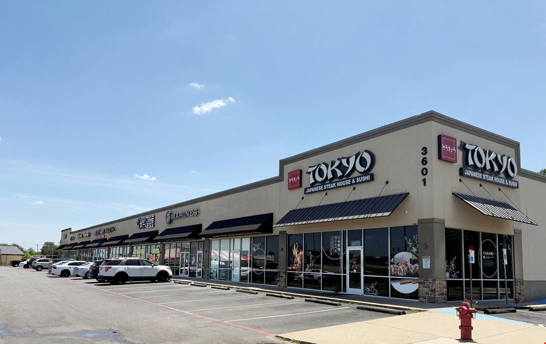 Cross Creek Shopping Center