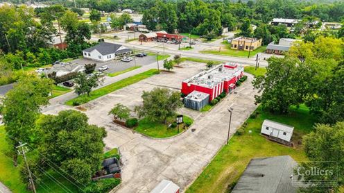 ±3,292-SF Restaurant Building with Drive-Thru on ±1.94 Acres
