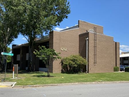 Photo of commercial space at 1 Innwood Cir in Little Rock