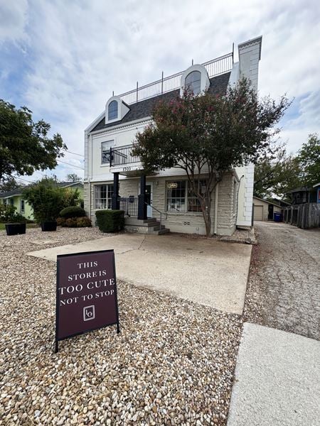 Office space for Rent at 1703 W Koenig Ln in Austin