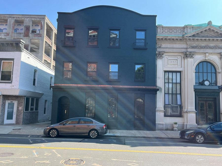 103 Main St