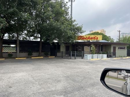 Retail space for Sale at 1338 E Houston St in San Antonio