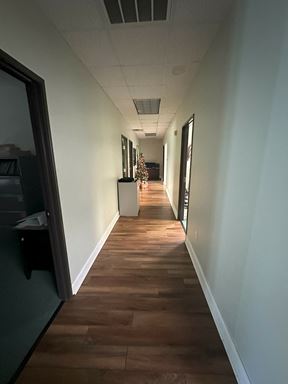 306 E Randol Mill Rd, Arlington