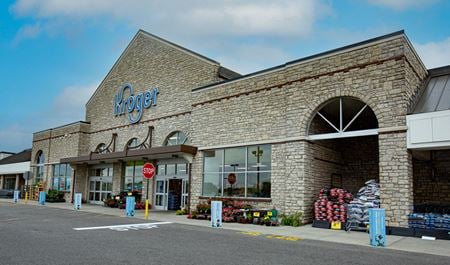 Photo of commercial space at 1365 Stoneridge Road in Gahanna