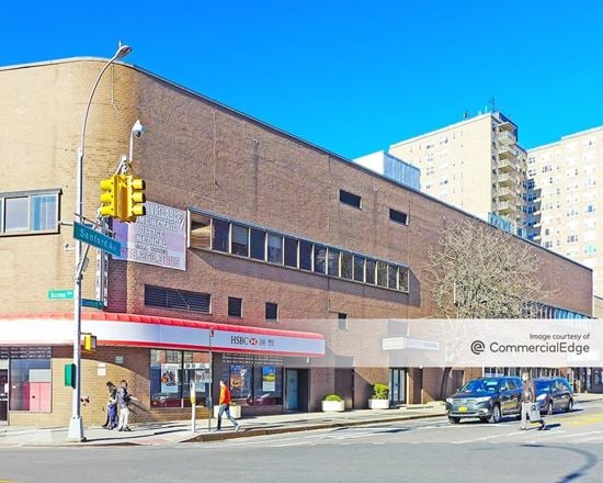Flushing Plaza