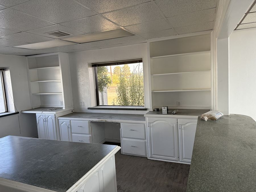 ±8,731 SF Functional Industrial Space on ±1.375 Acres