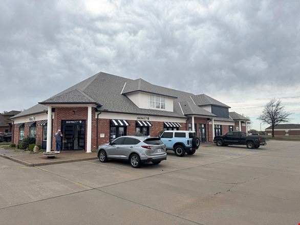 Office space for Sale at 10952 NW Expressway in Yukon