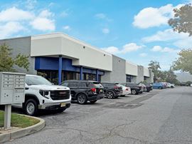 Village of Pine Run Commerce Center