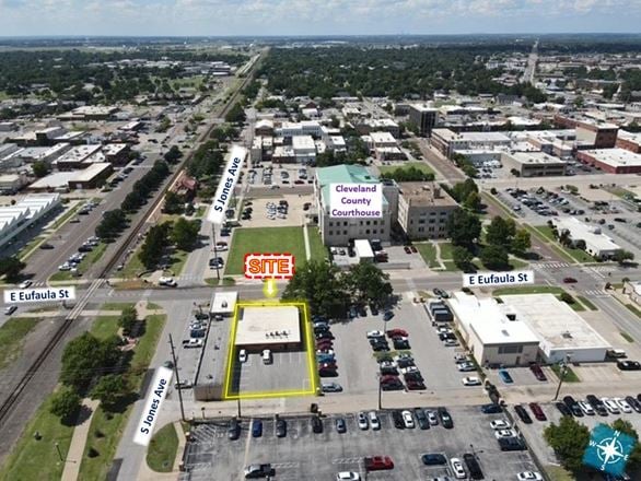 104 E Eufaula St