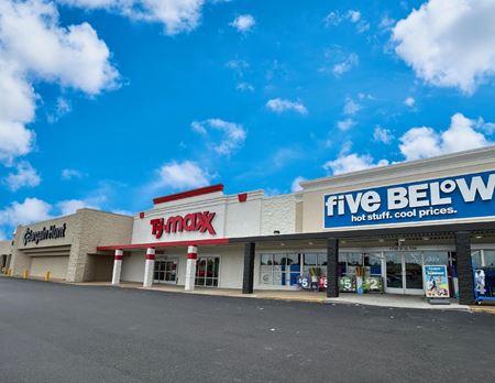 Photo of commercial space at 1700 W Reelfoot Ave in Union City