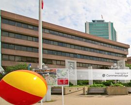 4 Landmark Square