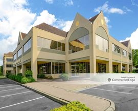 Fairfield West Plaza - 1455 Oliver Road