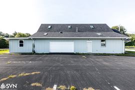 Commercial Office or Retail Building FOR SALE or LEASE