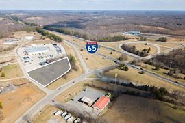 2135 Ted Dorris Rd - Goodlettsville