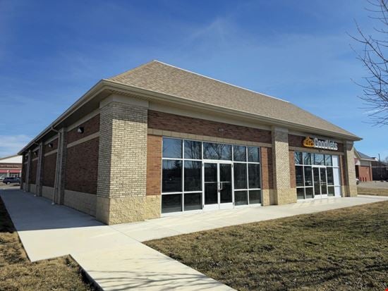 5588-5590 N Hamilton Rd