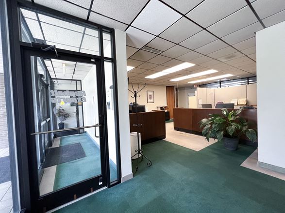 5112 Neal Rd