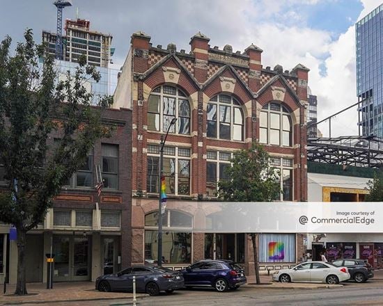 416 Congress Avenue