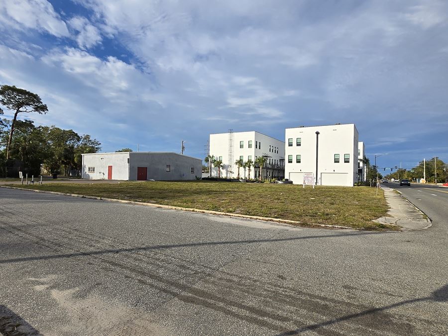 REDEVELOPMENT OPPORTUNITY IN ST. PETERSBURG, FL