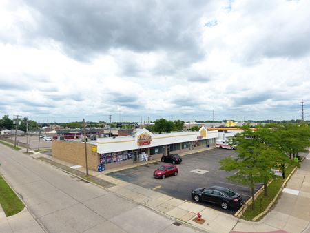 Photo of commercial space at 28905-28941 John R Road in Madison Heights