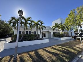 544 John Ringling Blvd.