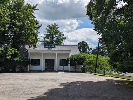 Photo of commercial space at 300 Route 4 in Teaneck