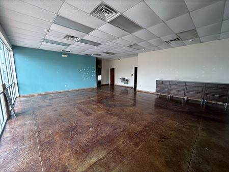 Retail space for Rent at 7122 San Pedro Ave in San Antonio