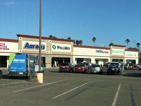 Whalens Shopping Center - San Benito