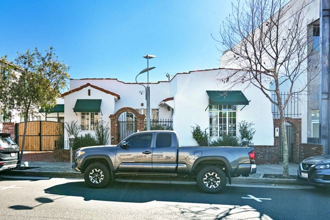 1020 Pico Boulevard, Santa Monica, CA 90405