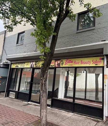 Retail space for Rent at 101-105 E Front St in Plainfield