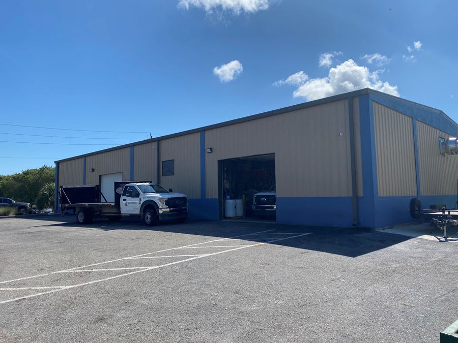 Fully Occupied 6,000 SF Industrial Warehouse