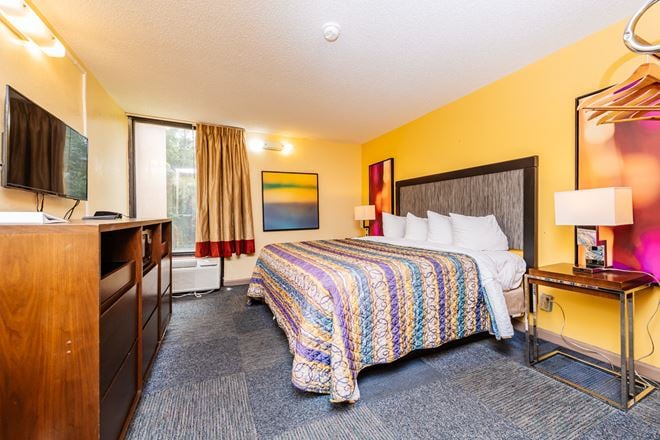 Red Carpet Inn