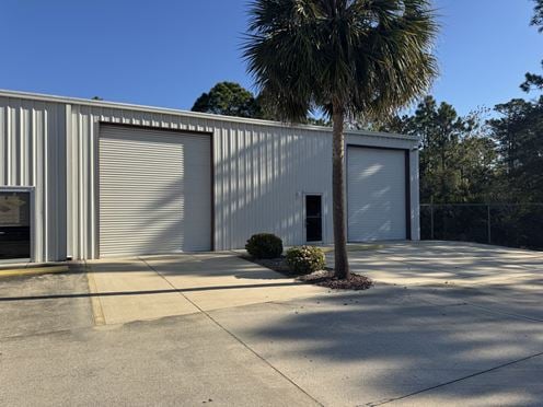 200 Waler Way