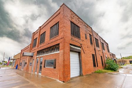 Photo of commercial space at 109 n 5th st in Wills Point