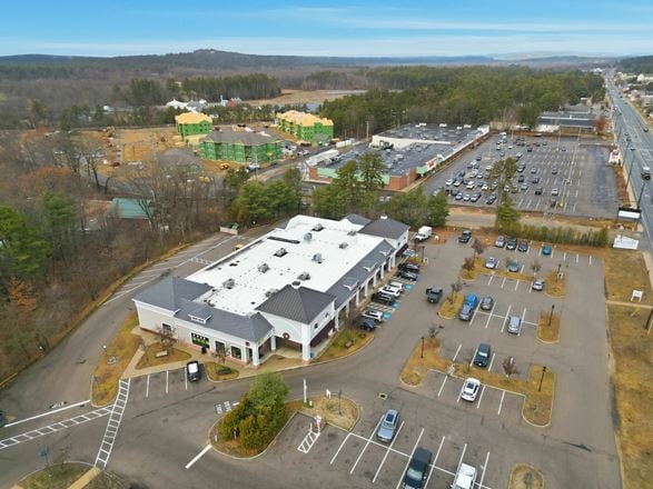 North Conway, NH - Saco Crossing Shopping Center