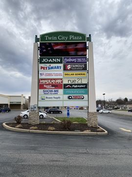 Twin City Plaza
