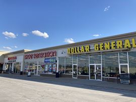 Huck Finn Shopping Center